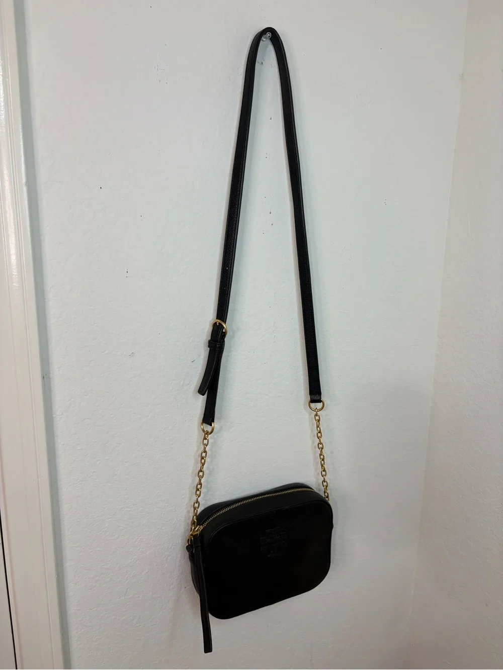 Tory Burch Black Pebbled Leather McGraw Camera Crossbody Bag gold hardware